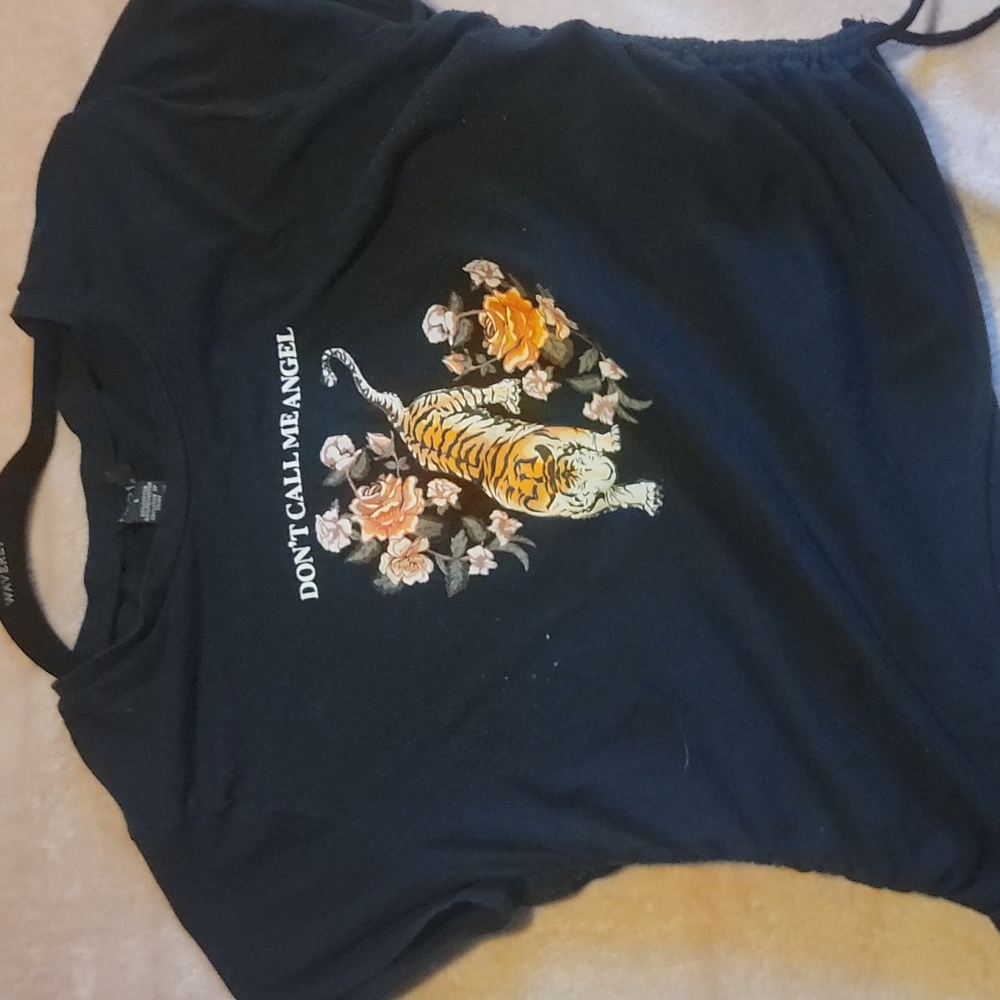 BLACK Tiger tee
